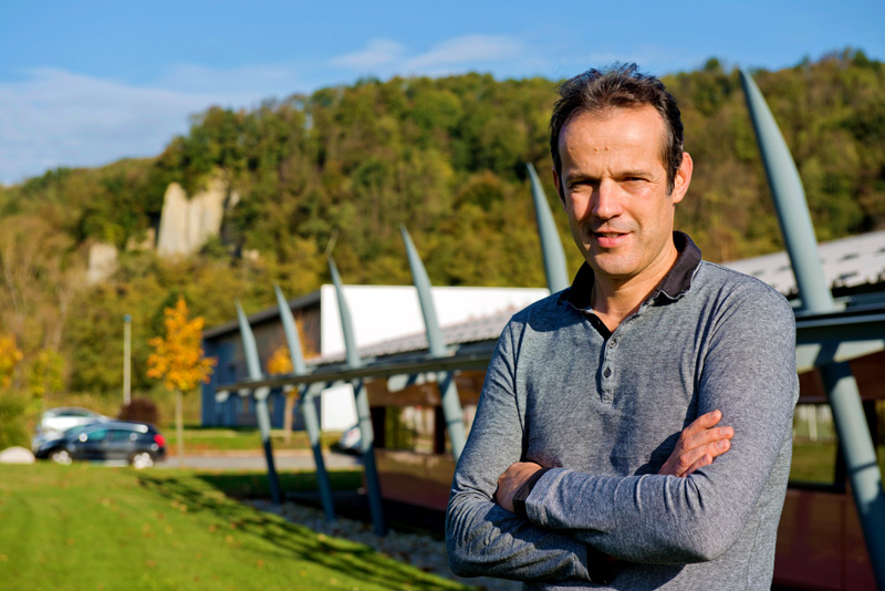 Philippe Calandroni, PDG de RBD, devant l'unite de production de Sainte Helene du Lac, en Savoie. RBD est le premier specialiste du sciage a obtenir le label "Origine France Garantie". metallurgie